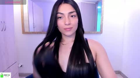  Erica Vanderhill  online show from 12/22/25, 11:57