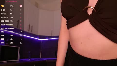 _esmeraldiyaa_ online show from 11/09/25, 09:46