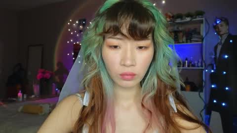 EveEva online show from 11/04/25, 12:43