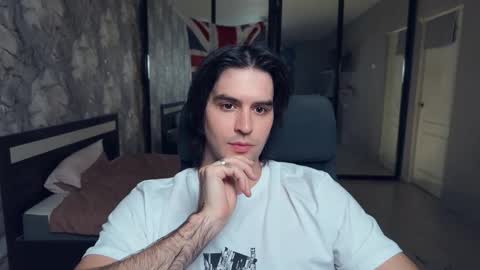 Keanu online show from 11/20/25, 03:45