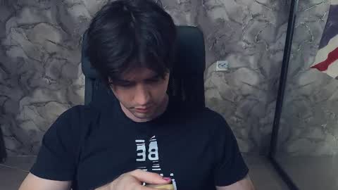 Keanu online show from 04/04/26, 01:41