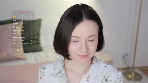 Essie  online show from 02/13/25, 07:03