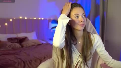 Goldy Grace online show from 09/19/25, 11:33