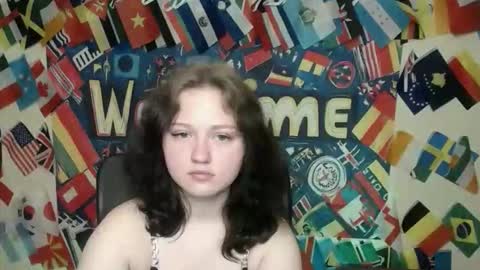 Snapshot of _foxy_lady chatting on 05/15/26, 06:53 Alice online show from 05/15/26, 06:53