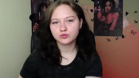 Snapshot of _foxy_lady chatting on 06/01/26, 06:26 Alice online show from 06/01/26, 06:26