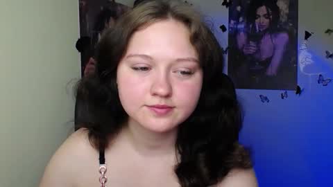 Snapshot of _foxy_lady chatting on 06/02/26, 05:53 Alice online show from 06/02/26, 05:53