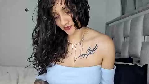 Snapshot of _gabbyx_ chatting on 05/29/26, 01:47 Gabby online show from 05/29/26, 01:47