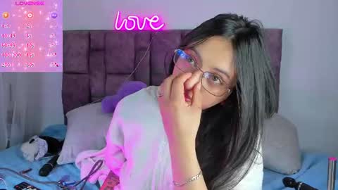 Snapshot of _gabbyx_ chatting on 07/07/26, 05:17 Gabby online show from 07/07/26, 05:17