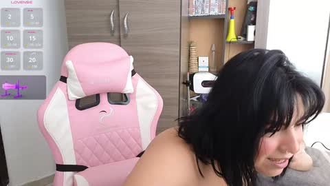 we are hot friends online show from 01/20/25, 12:49