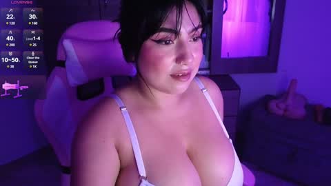 we are hot friends online show from 01/23/25, 09:50
