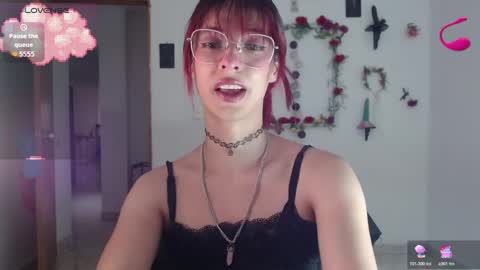 Snapshot of _galya_ chatting on 05/18/26, 01:06 Galya online show from 05/18/26, 01:06