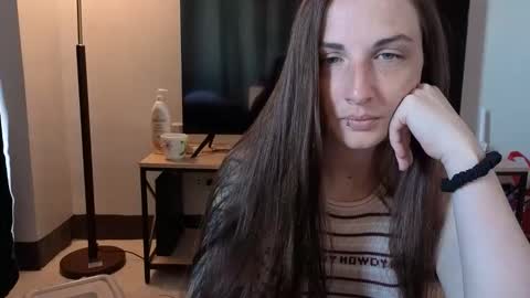 Snapshot of _goddessaurora chatting on 04/06/26, 07:53 Goddess Aurora online show from 04/06/26, 07:53
