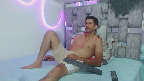 _grasshopper online show from 04/08/26, 02:22