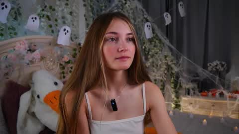 Milly online show from 10/28/25, 02:48