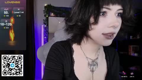Tori online show from 05/22/26, 08:10