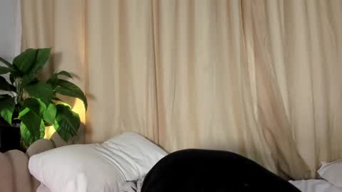 Hanna johnson online show from 09/18/25, 03:08