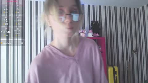 Hannaolotl online show from 12/27/24, 09:17