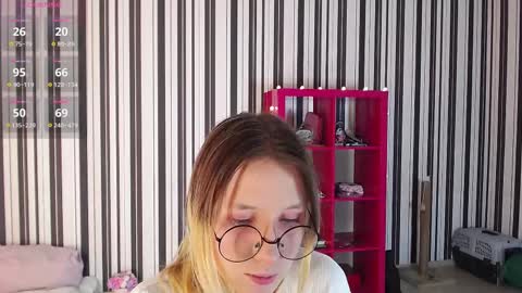 Hannaolotl online show from 02/12/25, 07:55