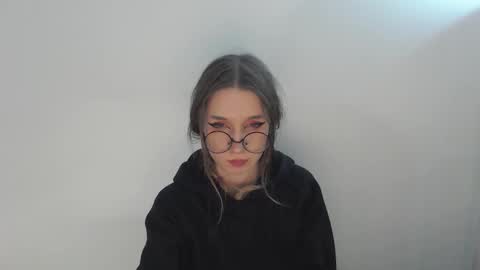 Hannaolotl online show from 12/19/25, 12:12