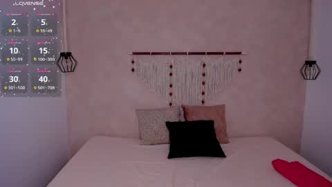 Hanna Botero online show from 04/18/26, 06:45