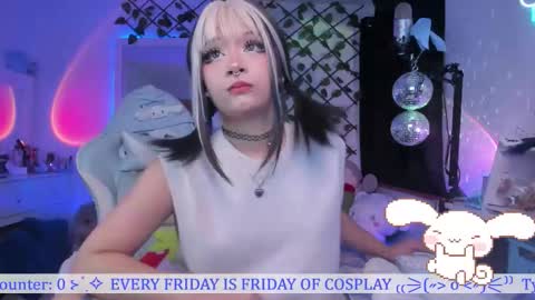 Snapshot of _heavenly_blue_ chatting on 10/22/25, 10:31 Bluey online show from 10/22/25, 10:31