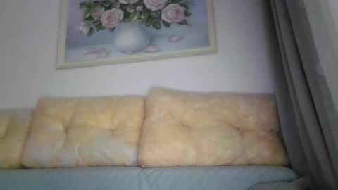 Snapshot of _hidden_frommymoom_ chatting on 07/14/26, 07:13 Criss4u online show from 07/14/26, 07:13