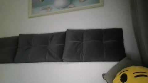 Snapshot of _hidden_frommymoom_ chatting on 07/21/26, 04:15 Criss4u online show from 07/21/26, 04:15