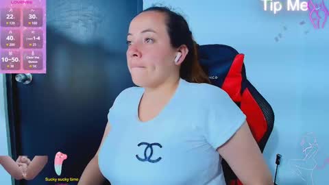 Honey online show from 11/18/25, 04:55