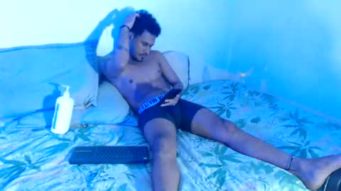 KEYLA Y SAMUEL online show from 07/18/26, 05:00
