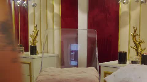 _hot_neighbour online show from 07/10/26, 03:44