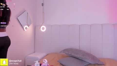 Darlis  online show from 11/24/25, 07:57