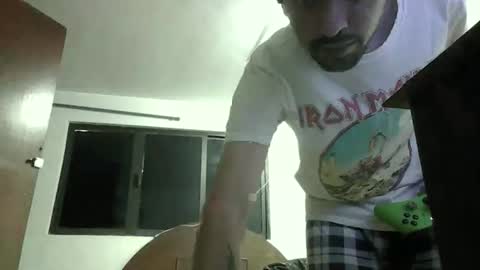 _iluvatar_ online show from 03/06/26, 10:17