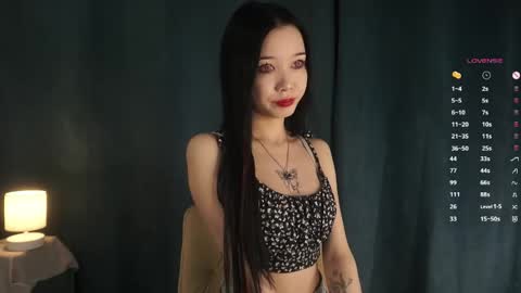 Snapshot of _in_the_end_ chatting on 05/12/26, 07:05 you Mia online show from 05/12/26, 07:05