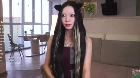 Snapshot of _in_the_end_ chatting on 06/07/26, 02:43 you Mia online show from 06/07/26, 02:43
