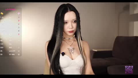 Snapshot of _in_the_end_ chatting on 07/02/26, 03:51 you Mia online show from 07/02/26, 03:51