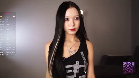 Snapshot of _in_the_end_ chatting on 07/31/26, 04:06 you Mia online show from 07/31/26, 04:06