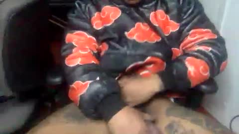 Snapshot of _infamous_ chatting on 12/07/24, 12:19 Tatted34 aka PimpDaddy SlickDick online show from 12/07/24, 12:19