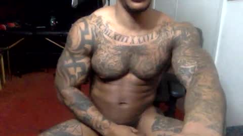 Snapshot of _infamous_ chatting on 01/16/25, 08:36 Tatted34 aka PimpDaddy SlickDick online show from 01/16/25, 08:36