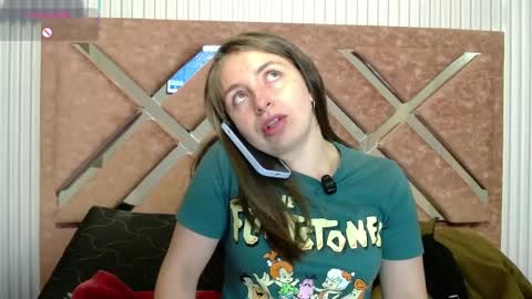 Snapshot of _isaabellaa chatting on 05/11/26, 12:33 Isa online show from 05/11/26, 12:33