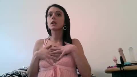 Snapshot of _ittybitty chatting on 12/30/24, 09:40  ittybitty online show from 12/30/24, 09:40