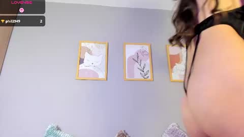 Snapshot of _ivanna_volk chatting on 07/05/26, 05:36 Ivanna online show from 07/05/26, 05:36