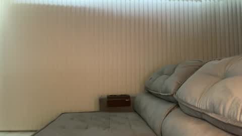 Julie online show from 11/10/25, 10:09