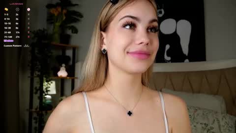 Candy online show from 03/09/25, 01:14