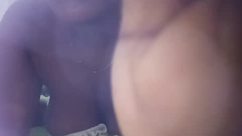 Snapshot of _jhoa chatting on 01/08/25, 05:37 _jhoa online show from 01/08/25, 05:37