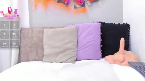    online show from 10/29/25, 07:37