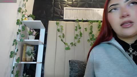 Mia online show from 02/19/25, 05:27