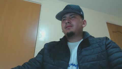 Snapshot of _jordanxxiii chatting on 01/18/25, 04:37 jordan online show from 01/18/25, 04:37