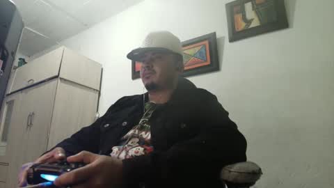 Snapshot of _jordanxxiii chatting on 10/11/25, 04:44 jordan online show from 10/11/25, 04:44