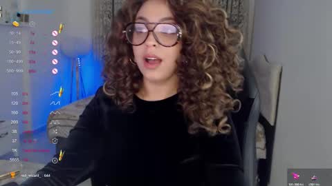 _just_a_queen_3 online show from 02/03/26, 07:19