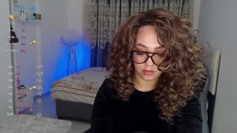 _just_a_queen_3 online show from 02/06/26, 09:23